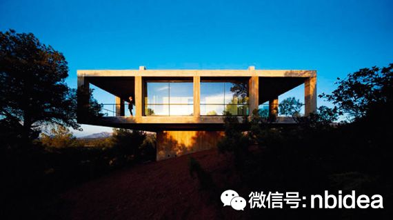Solo Houses